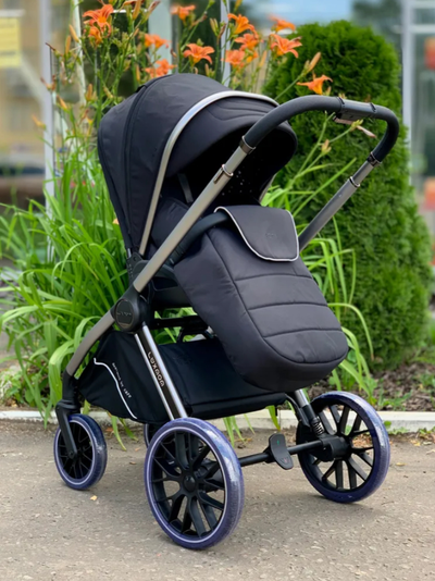Детская коляска 3 в 1 Luxmom 811X Черный