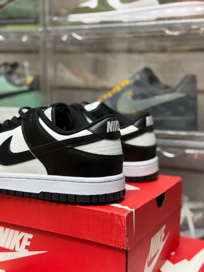 Nike Dunk Low Retro Panda