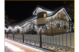 Украшение дома к Новому Году в Иркутске