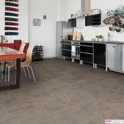 Дизайнерский пол Disano Classic Aqua Камень Ржавый Металл 543721 в интерьере кухни