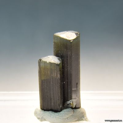 Турмалин полихромный. Пакистан. 21*11*8мм