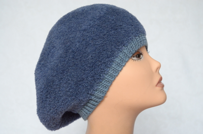 siniy-vyazaniy-zhenskiy-beret-iz-kashemira-vizio-italiya-6749-vo