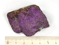 Пурпурит, коллекционный образец, Намибия (47*40*29 мм, 92 г) №27302