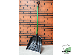 Лопата снеговая "Купец" 410*460мм с металл. крашеным черенков и V- обр. ручкой