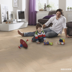 Паркетная доска Meister HS 500 Lindura Дуб классик Шампань 8930 в интерьере