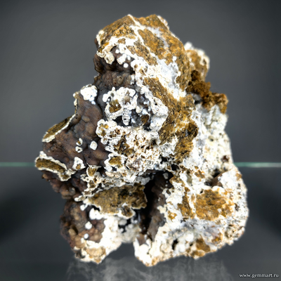 Халцедон почки, опал, на яшмовидной породе. Россия. 125*110*100мм