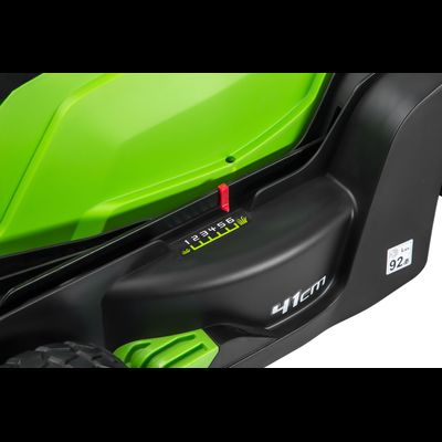 Аккумуляторная газонокосилка Greenworks G40LM41K4 set