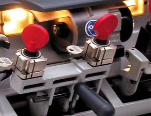 dublikaty klyuchej avto kazan 7 903 313