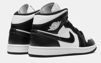 Nike Air Jordan Retro 1 Panda (Уточняйте по телефону) сзади