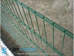 Монтаж оцинкованной калитки из 2Д секций