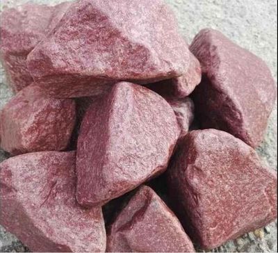 Малиновый кварцит галт.