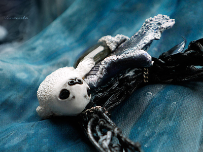 "Песнь моря. Перерождение белька" - колье в северном стиле с натуральным лабрадором и шёлком