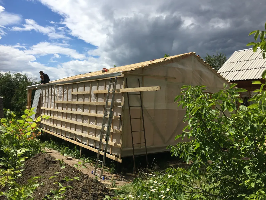 Обрешётках для крепления профлиста