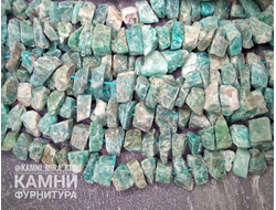 Амазонит необработанные камни средние гармошкой 8х15-20 мм, цена за нить 20 см
