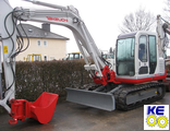 05786-39330 стекло лобовое верхнее Takeuchi TB175, TB175W