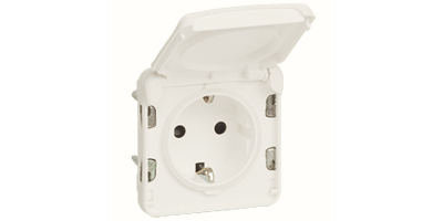 Legrand Plexo Белый Розетка с/з с крышкой, накладная, в сборе IP55 069689+069639