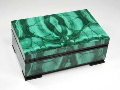 Шкатулка из Малахита с крышкой на шарнирах, ДР Конго (110*70*43 мм, вес: 411 г) №26663