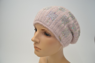 Берет со стразами