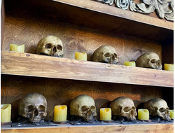 Wardrobe with skulls