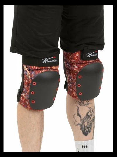 Защита коленей КОМЕТА палас черная