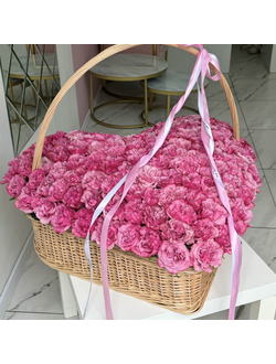 КОРЗИНА СЕРДЦЕ ИЗ 155 РОЗ