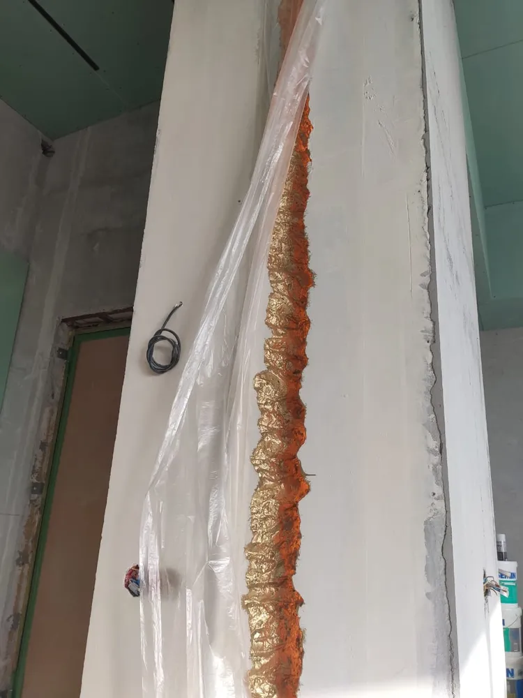 Смонтированный и окрашенный светильник