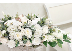 Удлинённая композиция из искусственных цветов - № УНС0022 - Белоснежка - в Москве