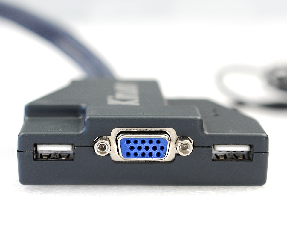 Переключатели KVM 2-х портовые - Переключатель KVM 2-портовый Kinan ...