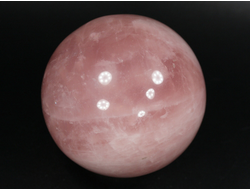 Шар Розовый кварц, Мадагаскар (61 мм, 315 г) №35384