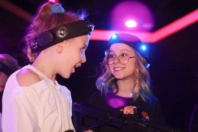 Активный отдых для школьников в лазертаге с банкетным залом, дискотекой и ведущим, Петрозаводск (Заводская)