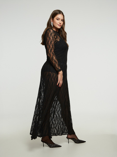 Черная юбка из кружева