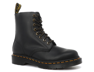 Dr martens eye boot black store