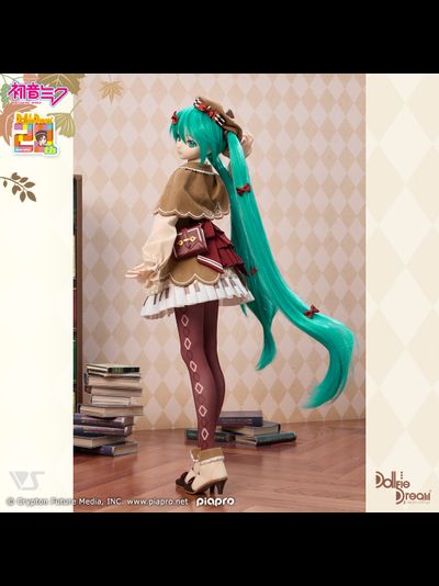 Одежда для куклы Мику Хацунэ (Cloth Dollfie Dream Hatsune Miku Dreamy Autumn Wear)