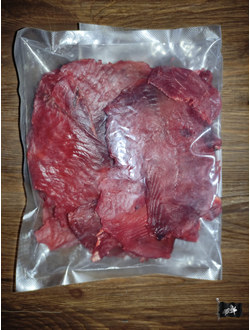 Слайсы вяленые из филе ЛОСОСЁВЫХ 0,5 кг. г/в