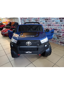 Детский двухместный электромобиль Toyota Hilux (DK-HL850)