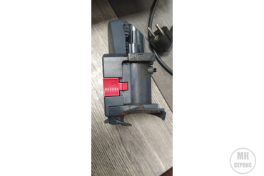 Заварочный узел (требует чистки и смазки) 