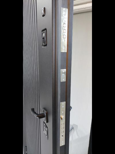 ЛАЙНДОР. ЭКСТРА  УЛЬТРА 117 мм (ТРЕХКОНТУРНАЯ). ЧЕРНЫЙ КВАРЦ/ БЕЛЫЙ МАТОВЫЙ