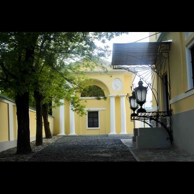 ДЕТСКАЯ ПЕШЕХОДНАЯ ЭКСКУРСИЯ С ЭЛЕМЕНТАМИ КВЕСТА "КАЛУГА 200 ЛЕТ НАЗАД"