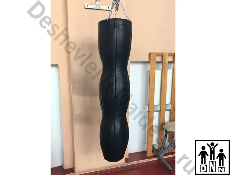 Тpёxceкциoнный боксерский мешок