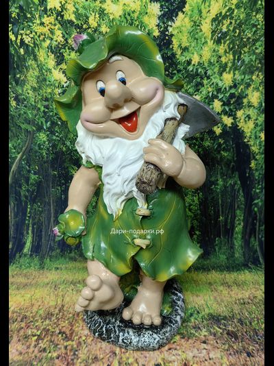 Гном садовник с мотыгой 53*30см   2,5кг   полистоун пр-во Россия  3195/012595*