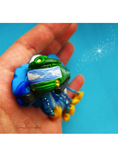 Брошь с волшебным поездом "Сумерки-Заря"