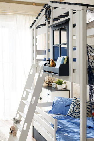 Кровать 2 ярусная чердак-домик из массива сосны  КИДС 20 с бельевыми ящиками и лесенкой