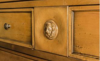 Шкаф-секретер с откидной столешницей.