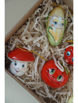 Комплект ёлочных игрушек "Фрукты-неФрукты"