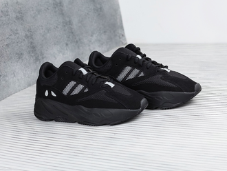 Adidas Yeezy Boost 700 Black