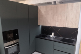 Кухня зеленая