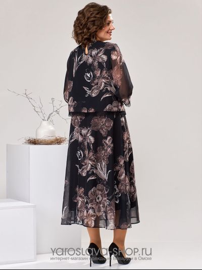 Женское шифоновое платье  в черном цвете с цветочным принтом