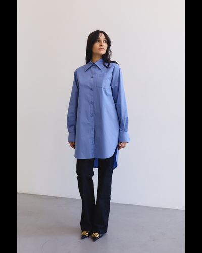 Рубашка из голубого итальянского хлопка с разрезами