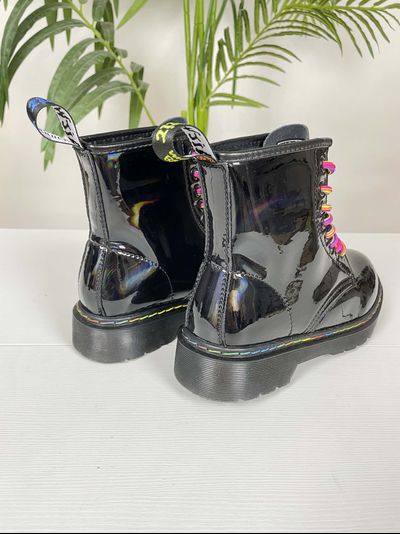 DR. MARTENS 1460 RAINBOW