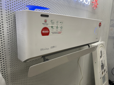 Кондиционер с бризером Royal Clima RCI-RF30HN